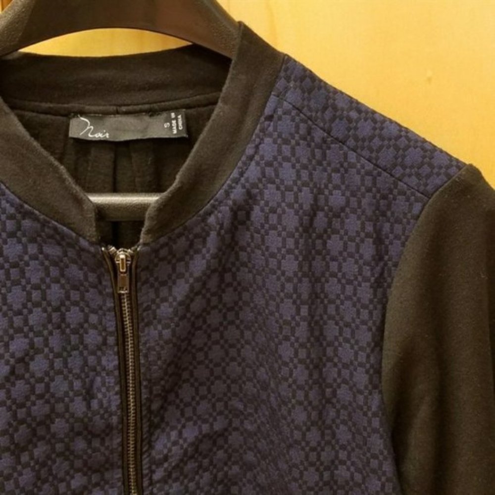 Modern Cut Navy Jacket - Picture 3 of 4
